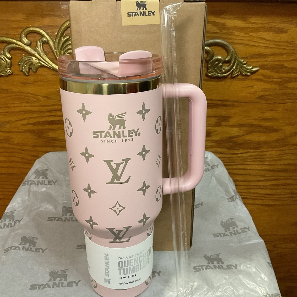 Stanley Pink Quencher Tumbler with Handle